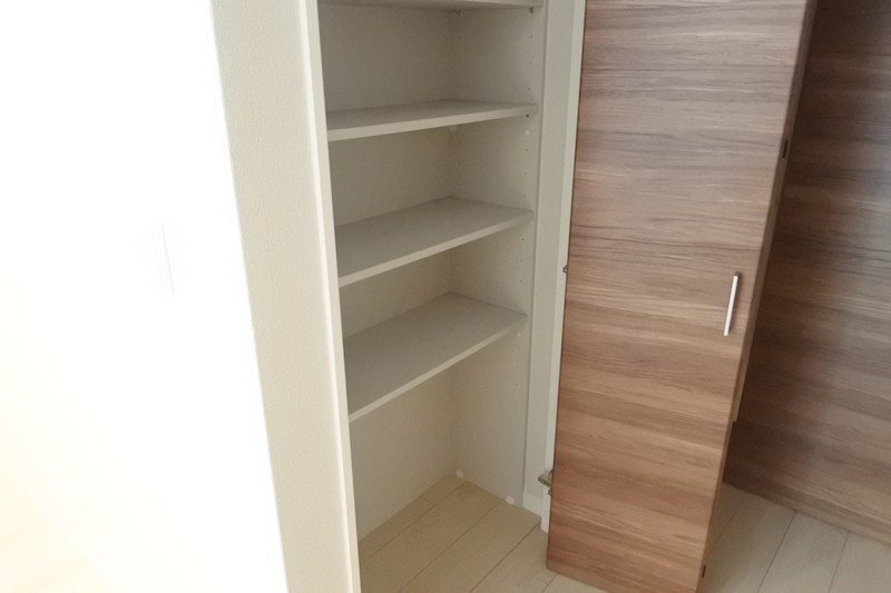 シャーメゾン　グランシャリオ 収納