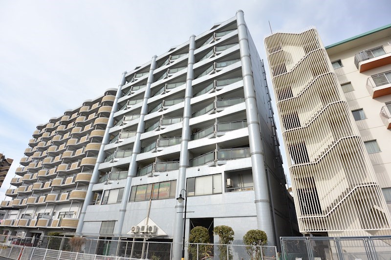 センチュリー香里園 外観