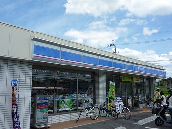 サンヴィアンテ長尾Ⅱ コンビニ