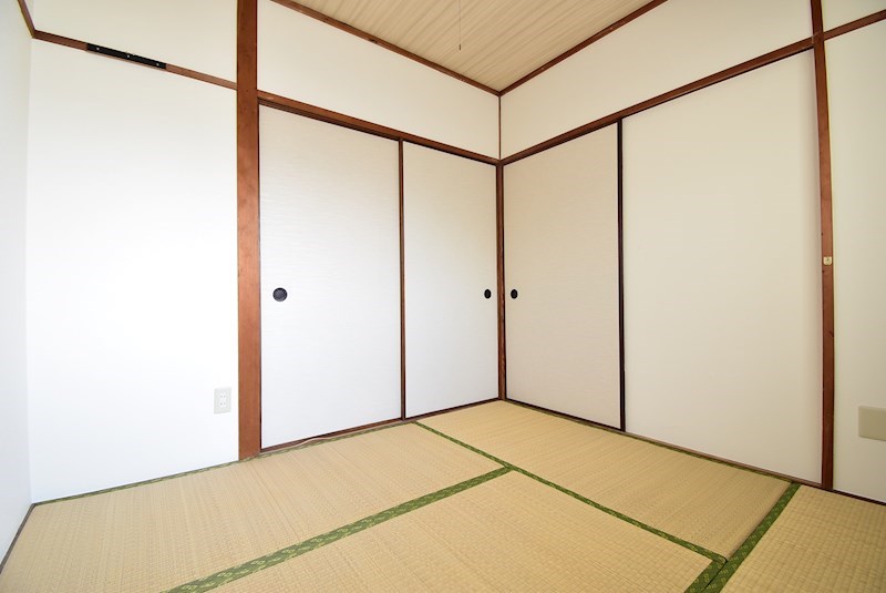 グロース寝屋川Ⅰ ベッドルーム