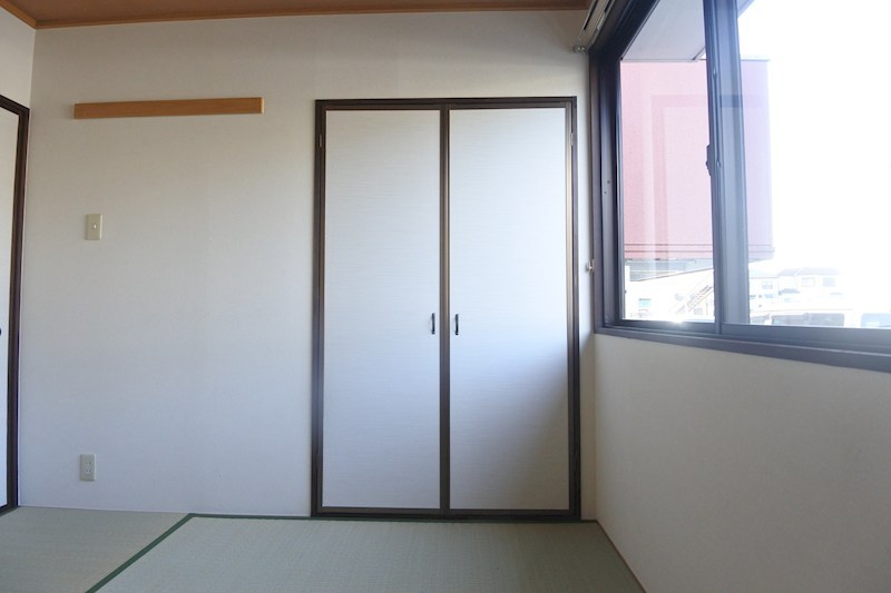 セジュール男山 収納