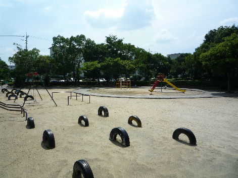 セジュール男山 公園
