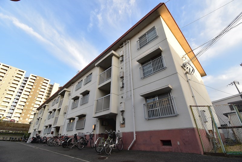 寿マンション 外観