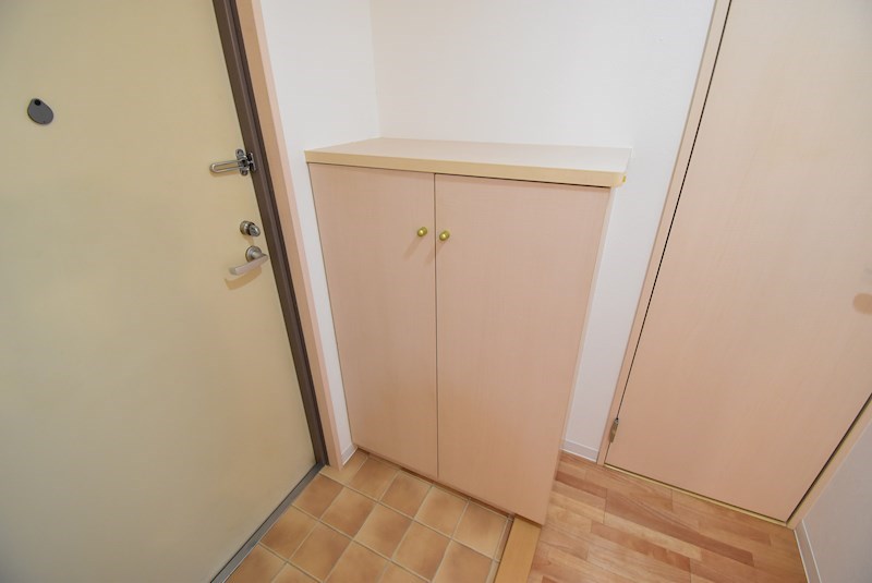 グランパシフィック萱島 玄関