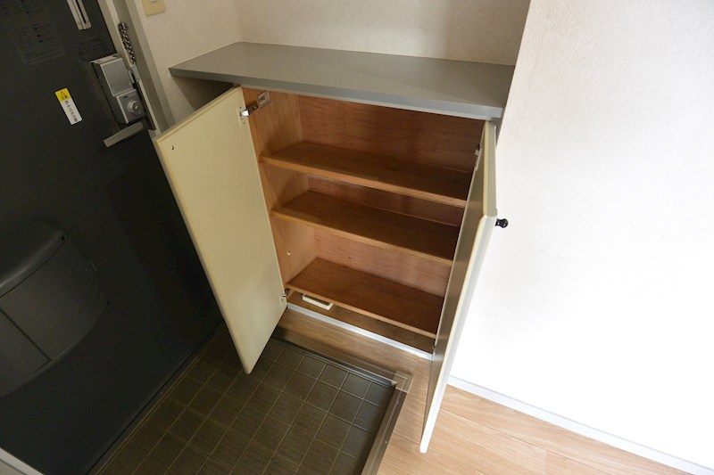ハイツカトレア　A棟 玄関