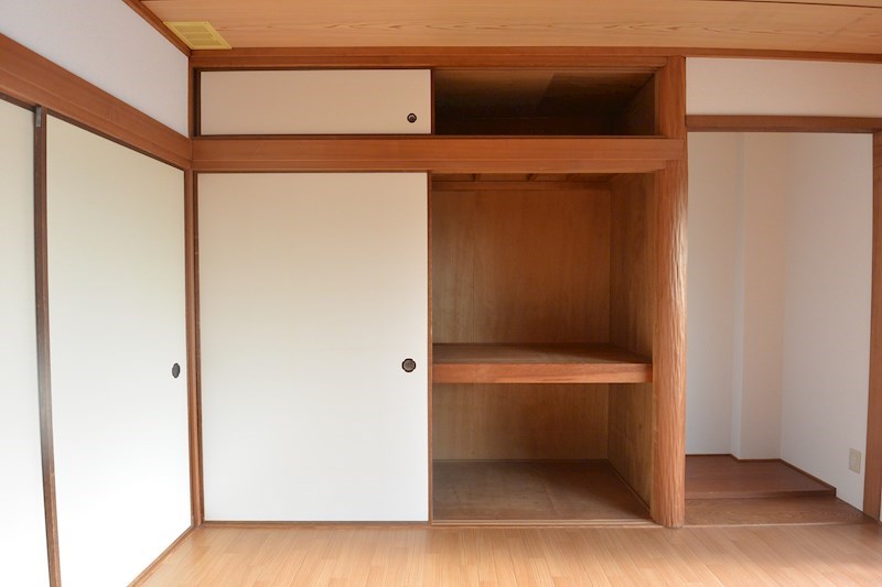 富田マンション 収納