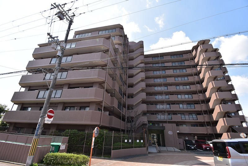リーベスト寝屋川 外観