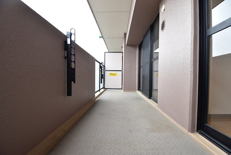 リーベスト寝屋川 ベランダ