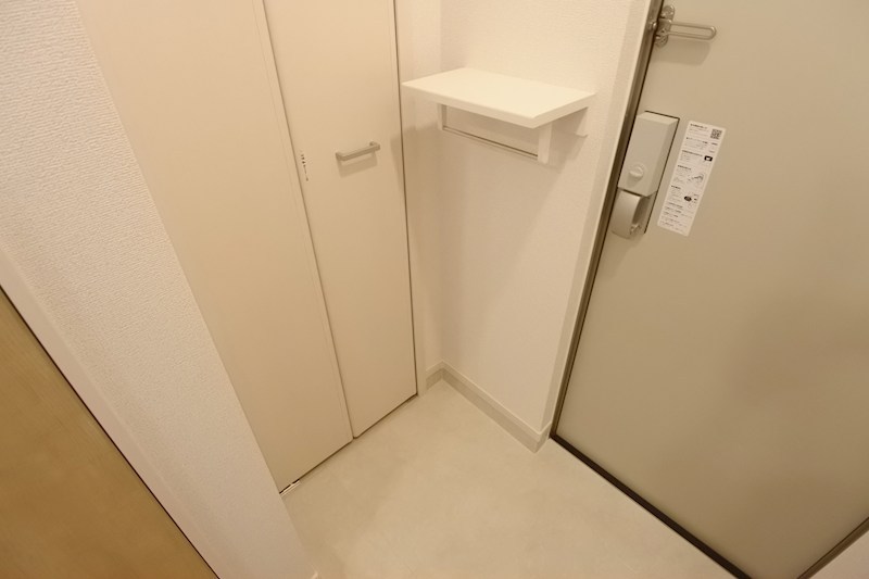 ハイドレンジア　くずは 玄関