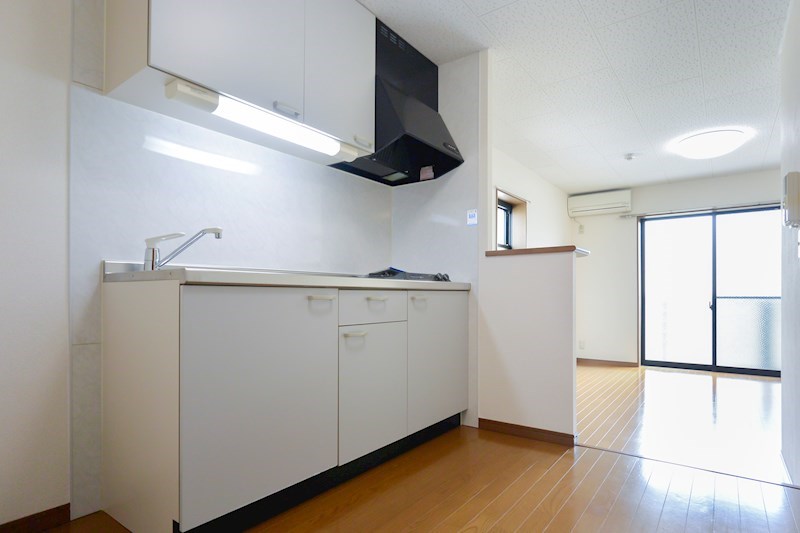 アンプルールフラーリッシュ キッチン