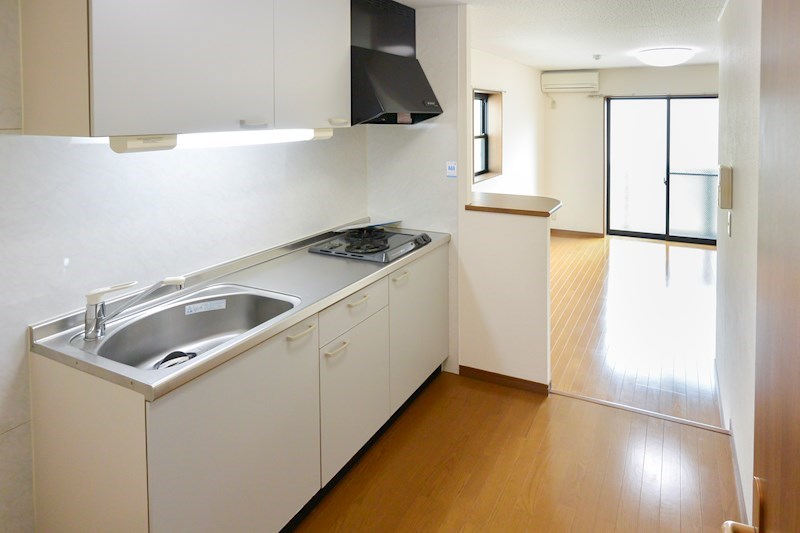 アンプルールフラーリッシュ キッチン