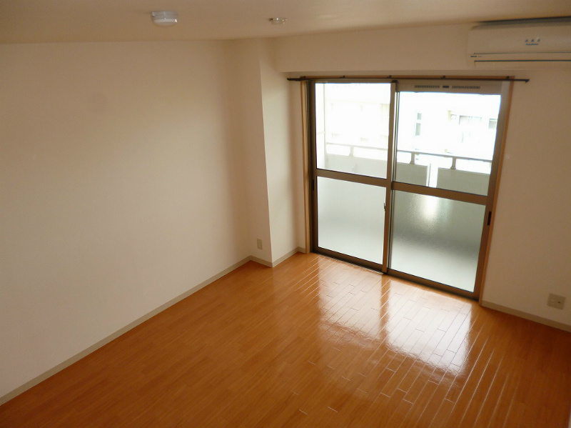 クリザンテェーモ リビング