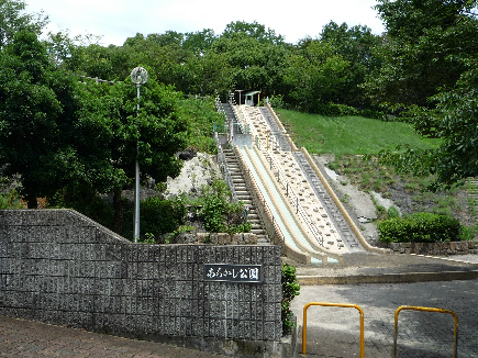 ラフレシール　ウエスト 公園