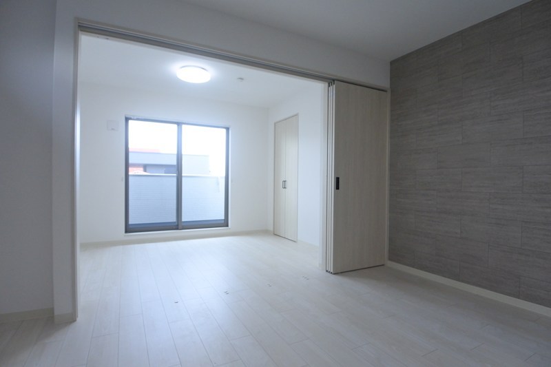 クリエオーレ牧野本町 リビング
