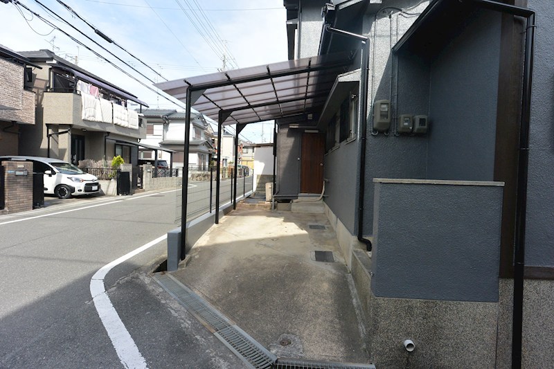 幾野1丁目貸家 駐車場
