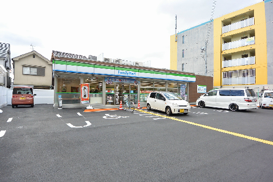 グリーンルーフ京阪 コンビニ