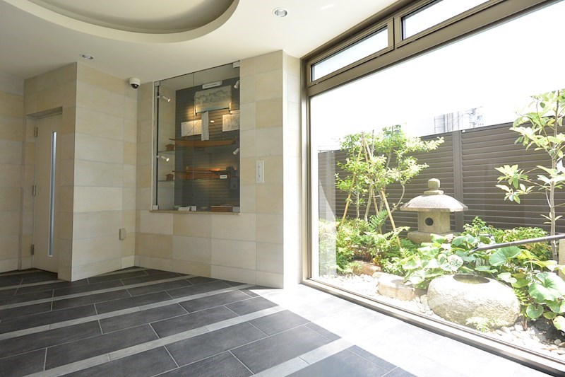 レジデンス櫂　枚方駅前 エントランス