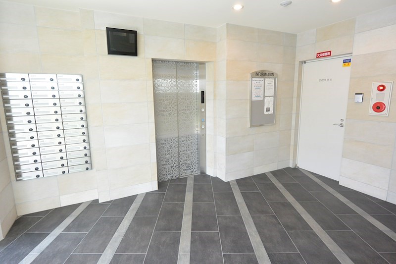 レジデンス櫂　枚方駅前 エントランス