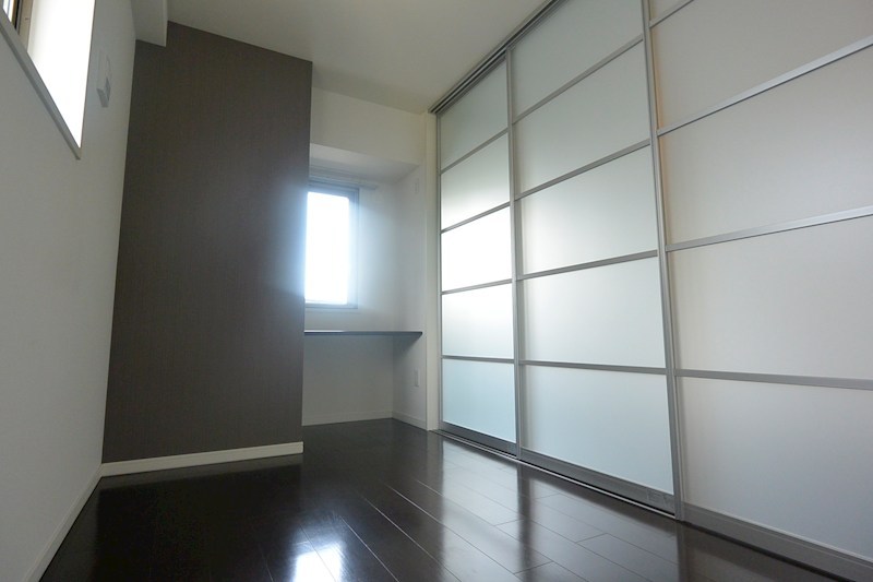 レジデンス櫂　枚方駅前 ベッドルーム