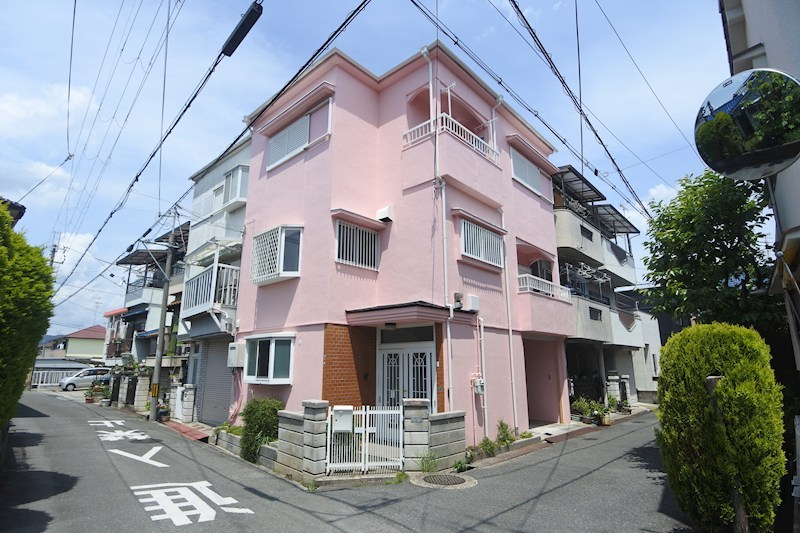 枚方市養父丘１丁目貸家 外観