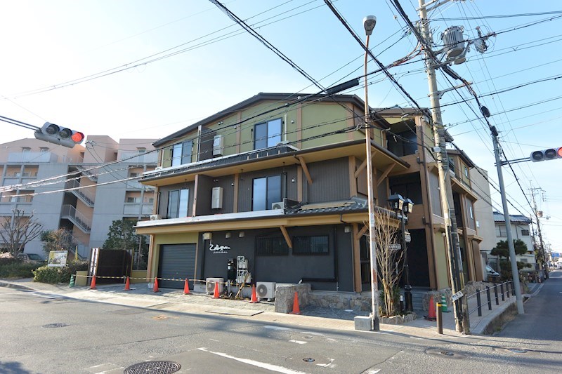 キャルムコート星田2番館 外観