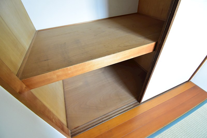 ジョイフル寝屋川 収納