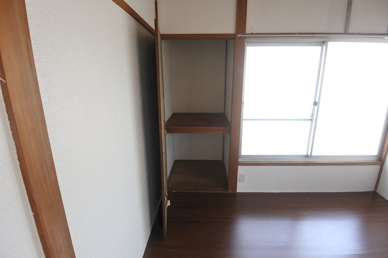 八幡市八幡三反長貸家 収納