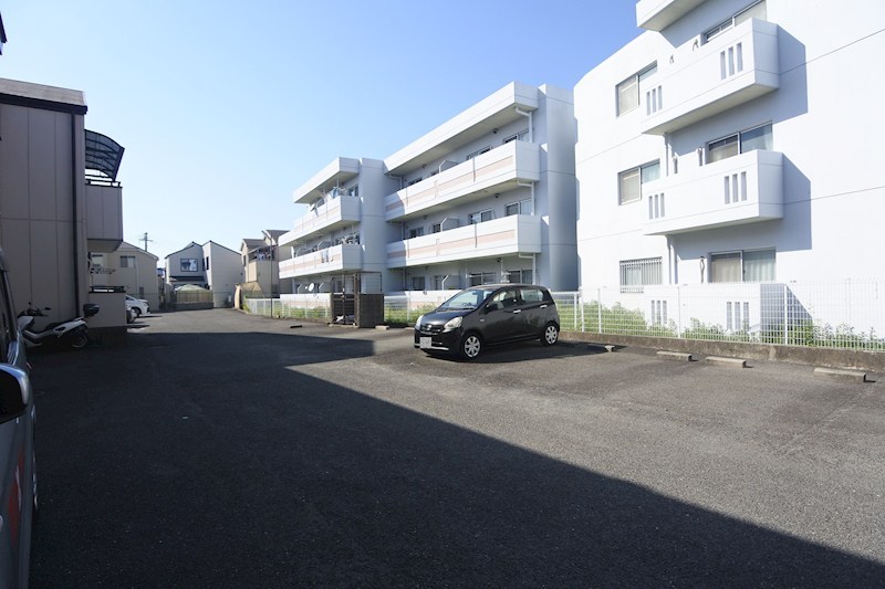 エスポワール 駐車場