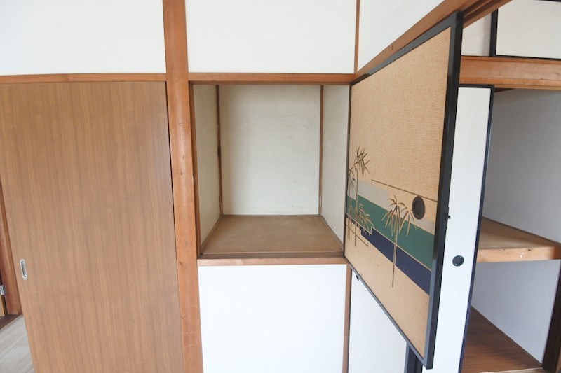 養父丘２丁目貸家 収納