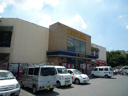 ブルージュ ショッピング施設