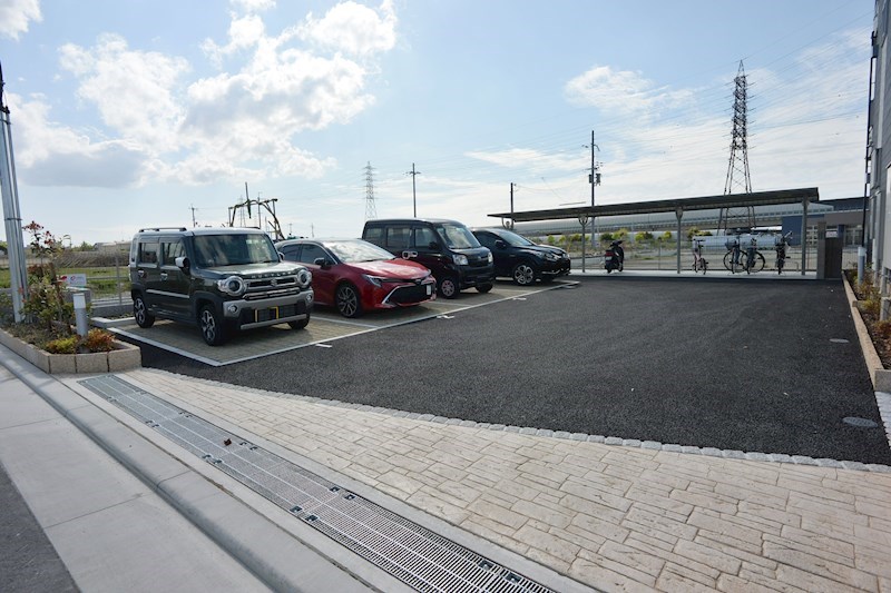 コンフォート星田 駐車場