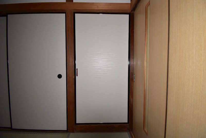 葛原新町堂前貸家 収納