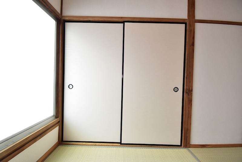 葛原新町堂前貸家 収納