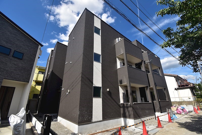 ジーメゾン寝屋川秦町ルシェール 外観