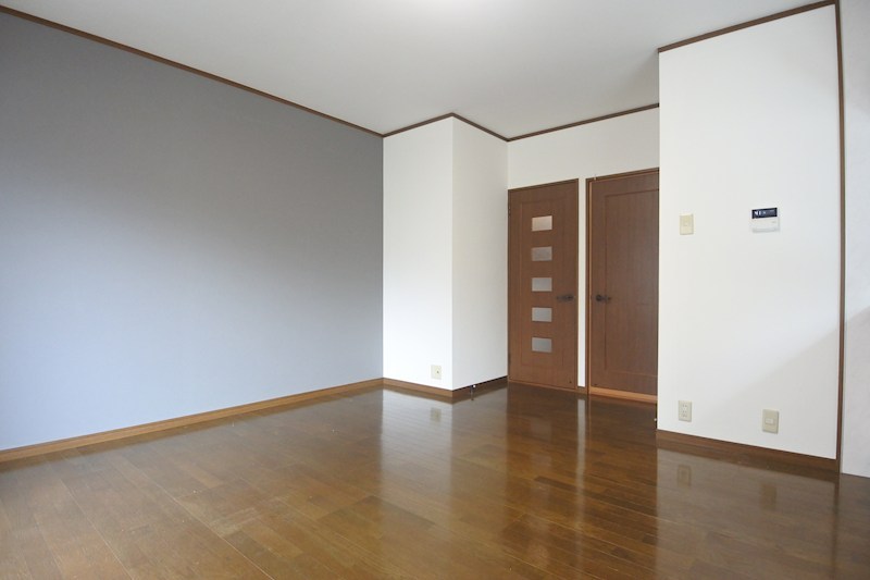招提南町1丁目貸家 リビング
