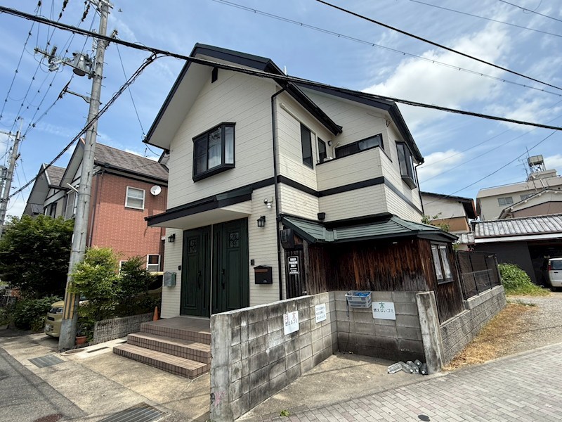 八幡垣内山戸建 外観