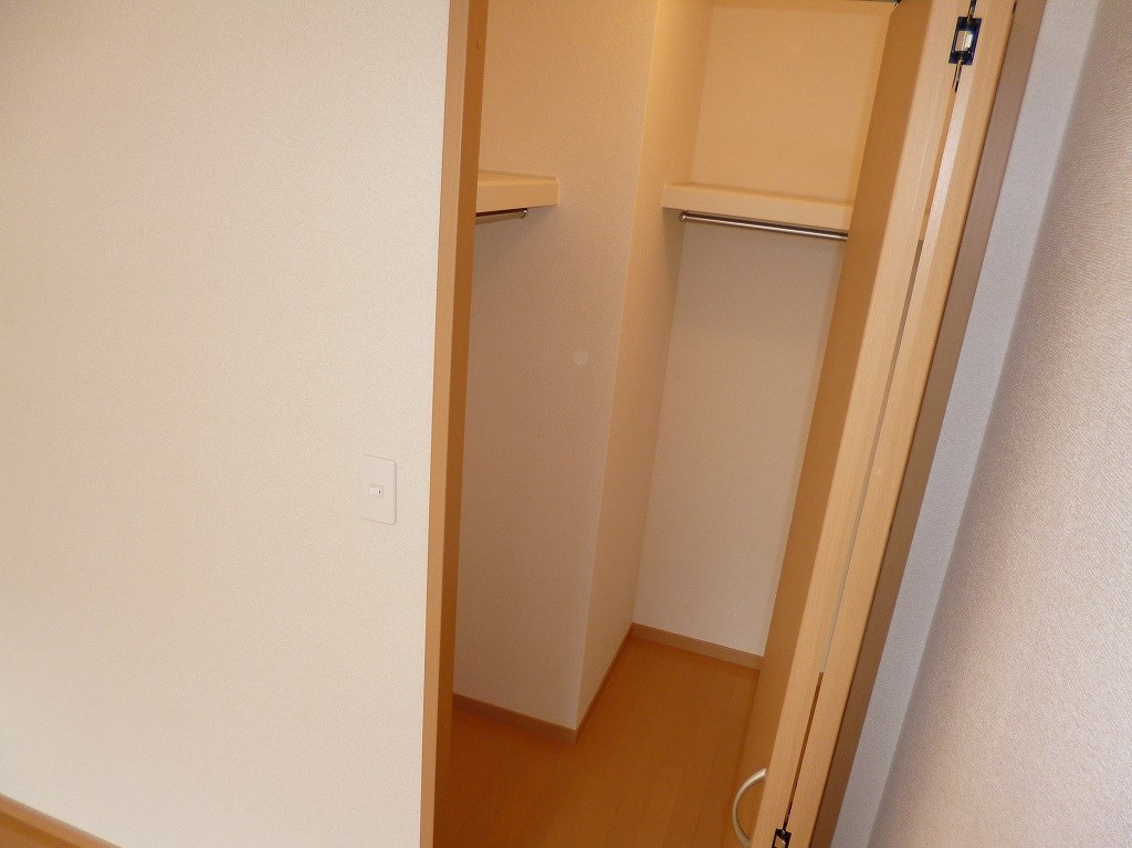 アンプルールフェールベレーザ 収納