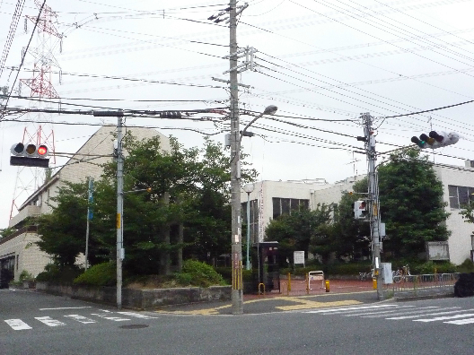 アネックス楠葉 図書館