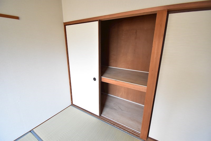 イズミビル 収納