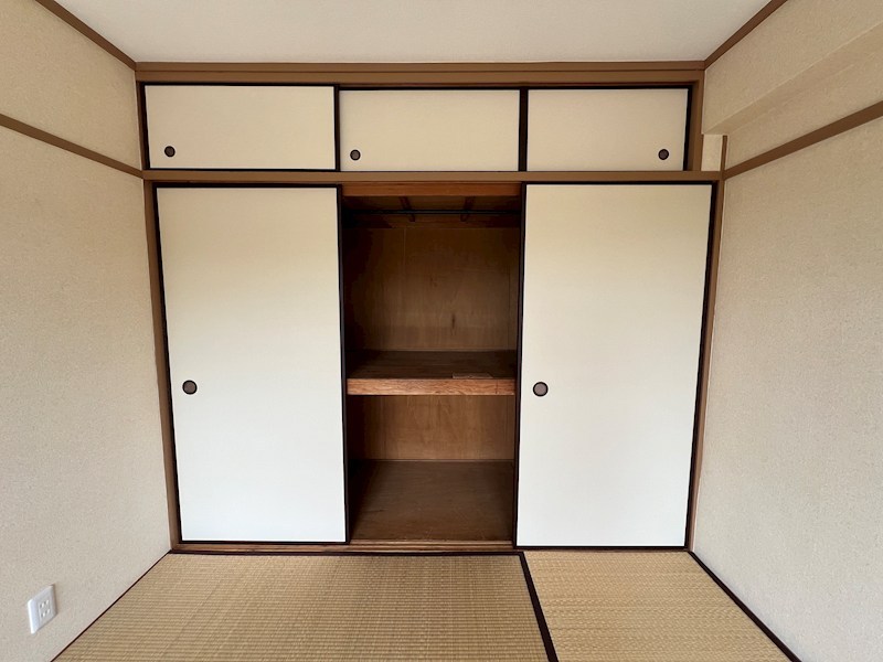 ネオライフ枚方 収納