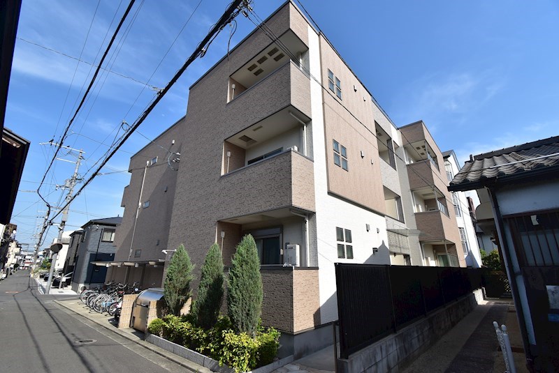 フジパレス八坂町 外観