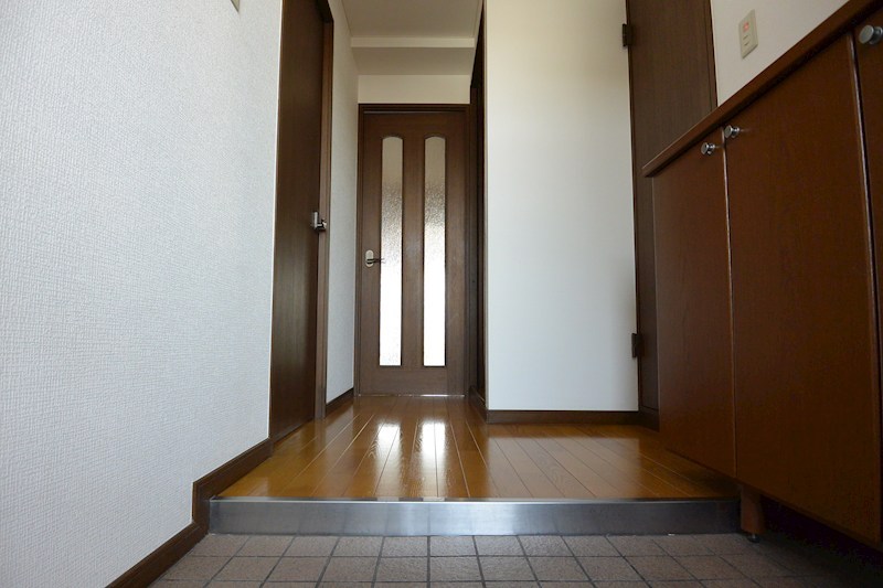 プレスト東田宮 玄関
