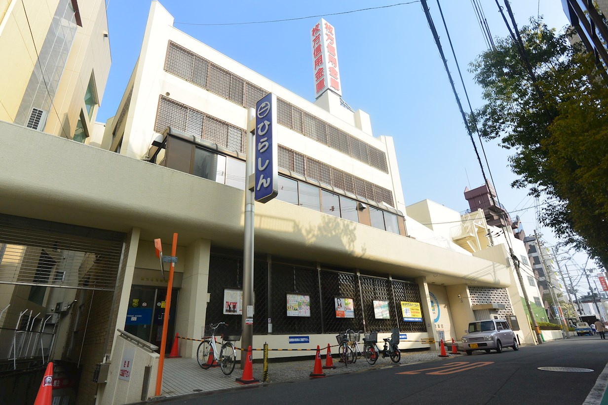 シャーメゾン岡山手 銀行