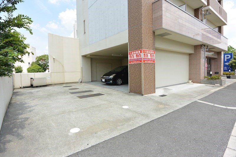 プラ・ディオ交野 駐車場