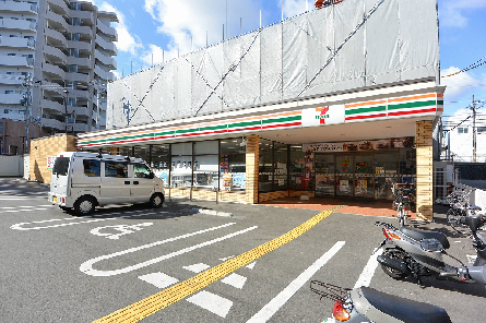 レガリア牧野 コンビニ