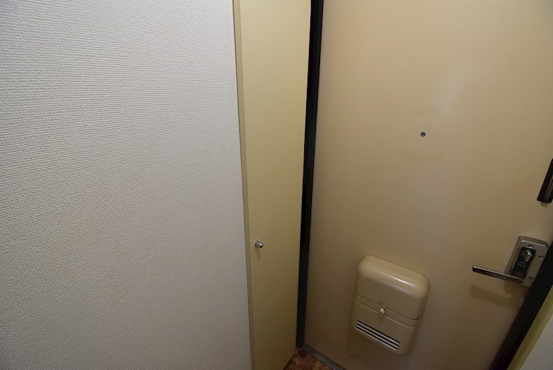 ラフォール寝屋川　B棟 収納