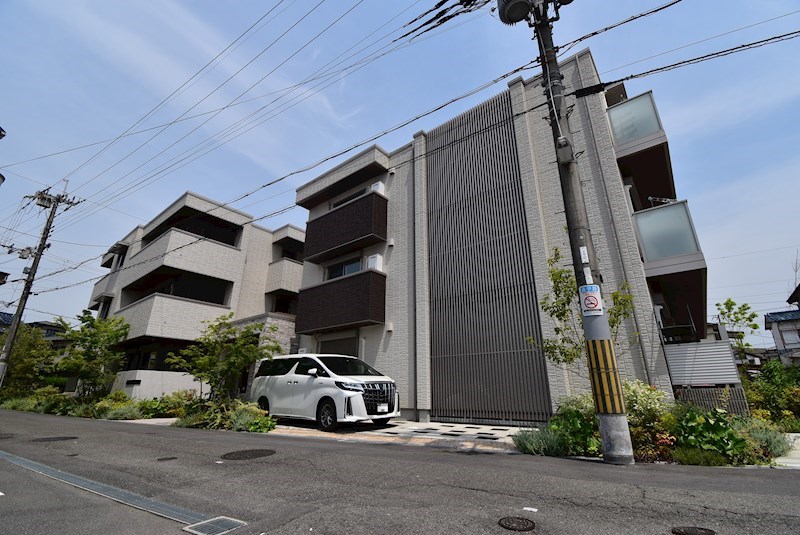 シャーメゾン寝屋川中央 外観