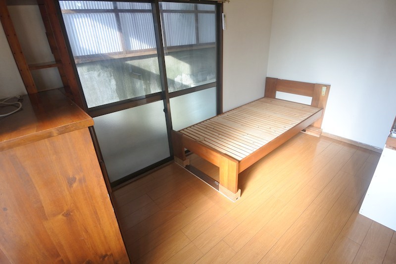 白川マンション ベッドルーム
