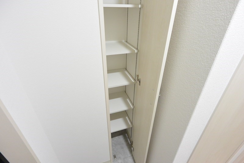 クリエオーレ郡津Ⅰ 収納