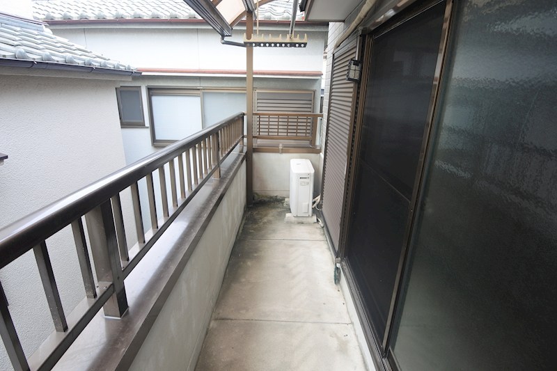 八幡市八幡山田貸家 ベランダ